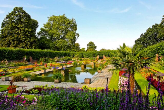 Royal Botanic Gardens,  Kew