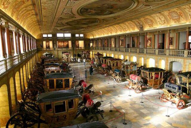 Museu Nacional dos Coches – Μουσείο Βασιλικών Αμαξών