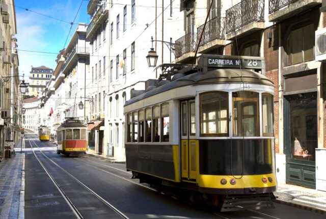 Tram 28 – Τραμ 28
